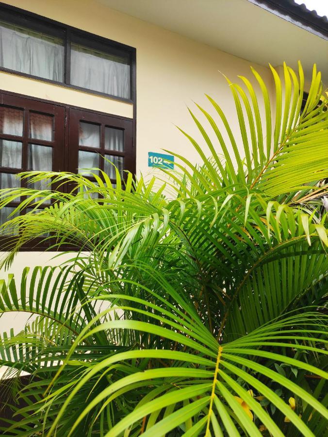 Attran Hotel Mawlamyaing Exterior foto