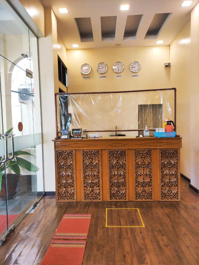 Attran Hotel Mawlamyaing Exterior foto